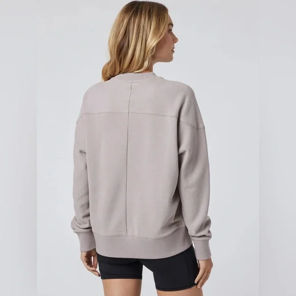 New Vuori Sedona Weekend Crewneck Sweatshirt In Pewter XL - Picture 2 of 6